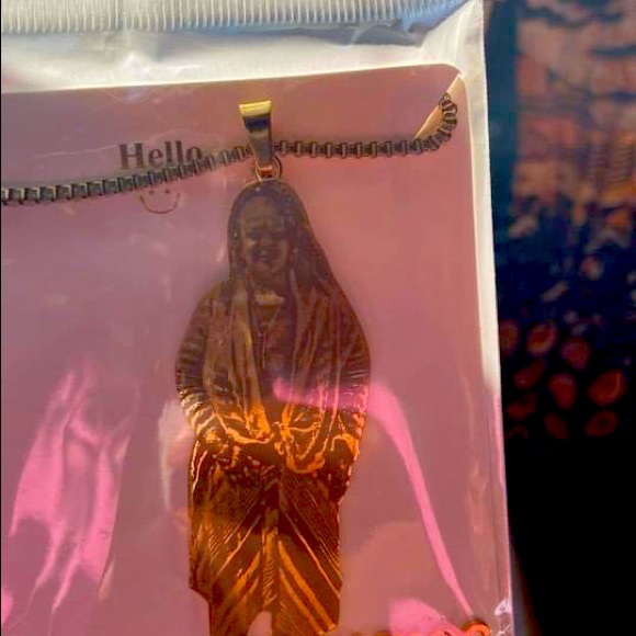 Custom necklaces - Picture 2 of 2